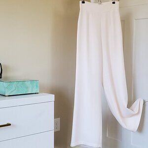 LC Lauren Conrad Off-Whine Wide Leg Women Pants. Size 6
